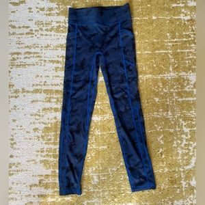 Bandier ALL ACCESS blue army yoga pants. Size small